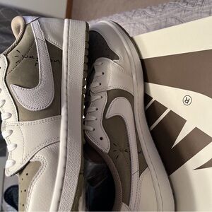 Nike Men's White and Olive Sneakers